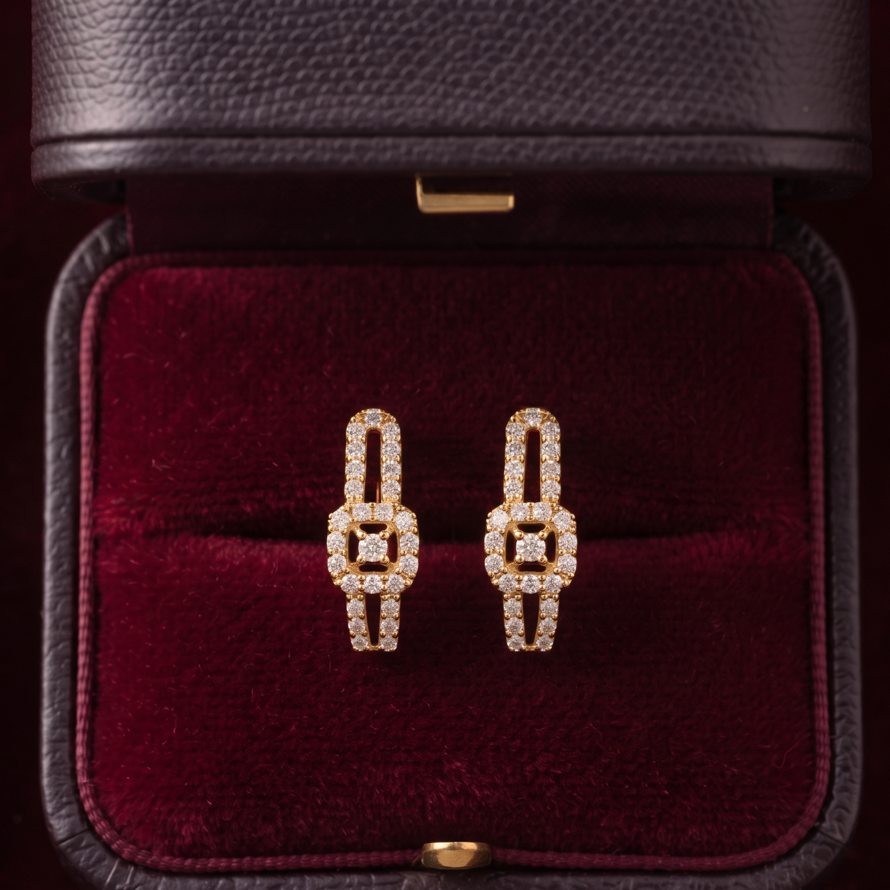 Brilliant Twist Design Diamond Earrings