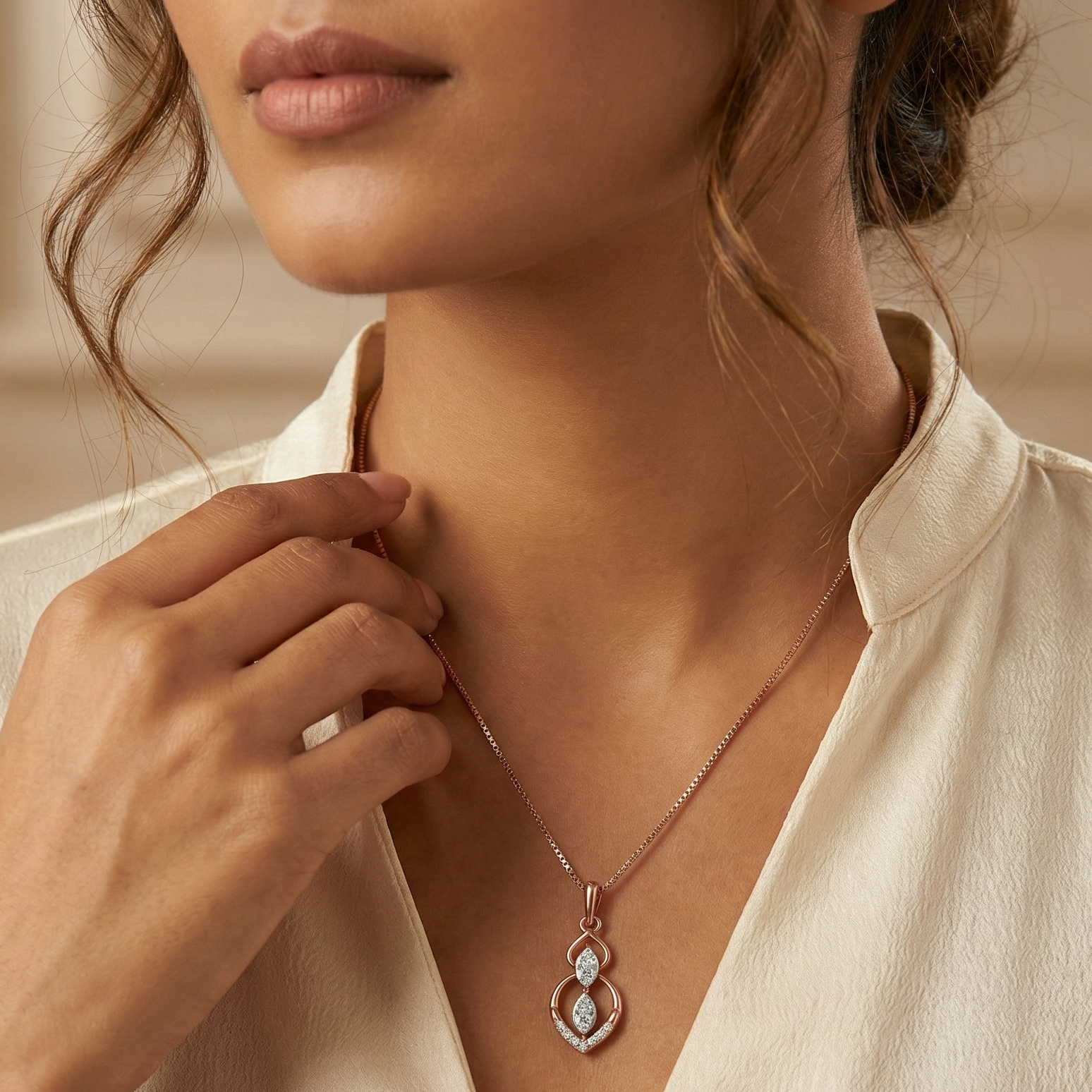 Smooth Curve Diamond Pendant - 3