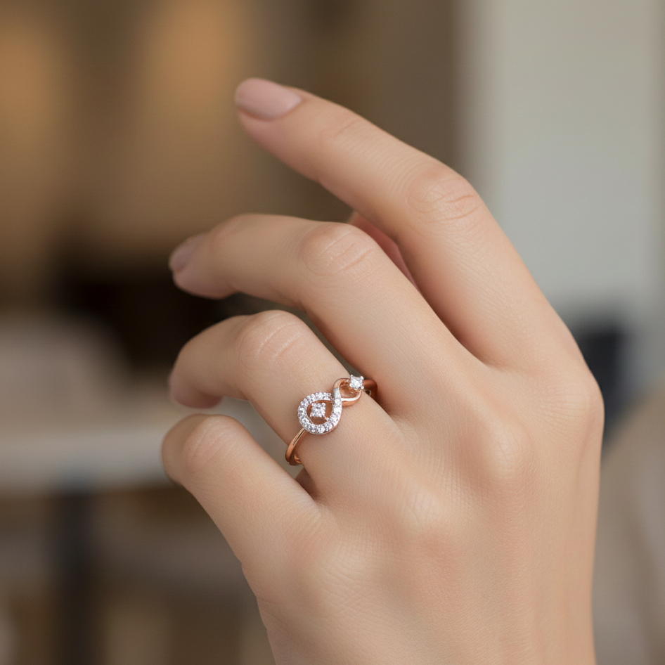 Queen's Luxe Ivy Diamond Ring - 3