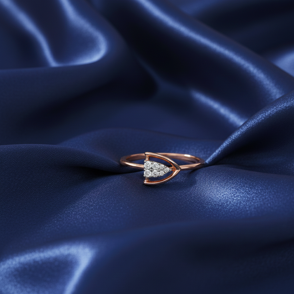 Luxe Regal Bloom Diamond Ring