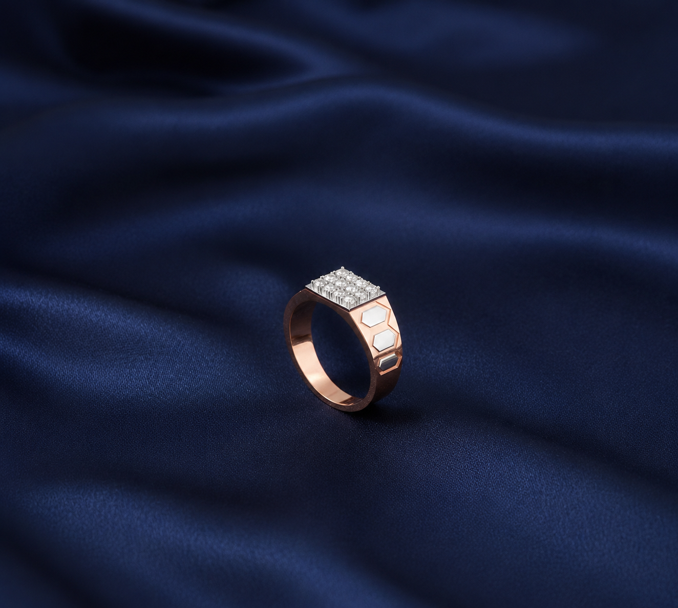 Luxe Alpha Diamond Gents Ring