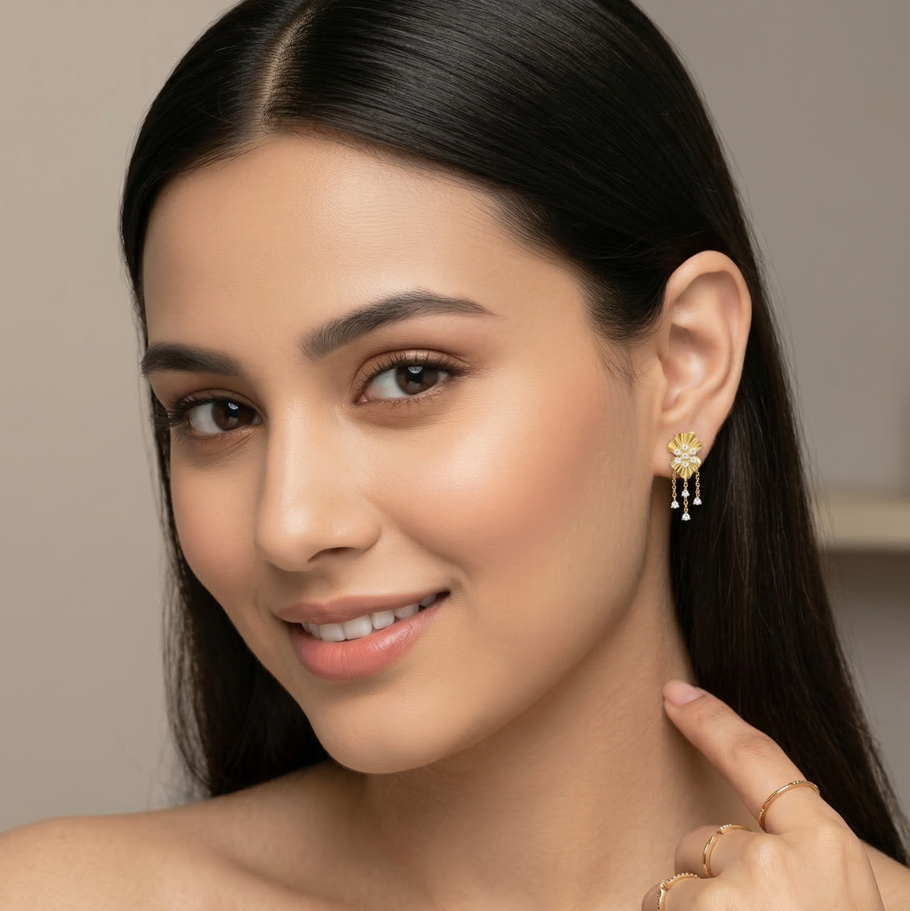 Ultra Shine Diamond Dangler Earrings - 3