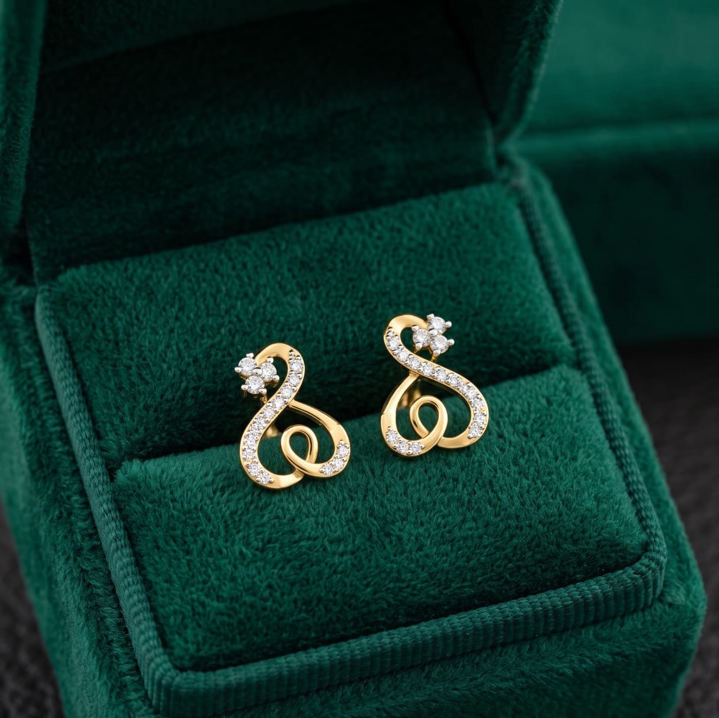 Premium Round Halo Diamond Earrings