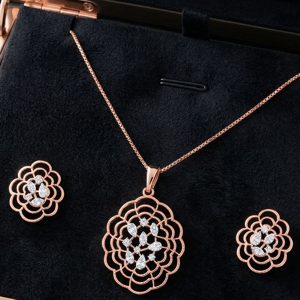 Diamond Glow Signature Set