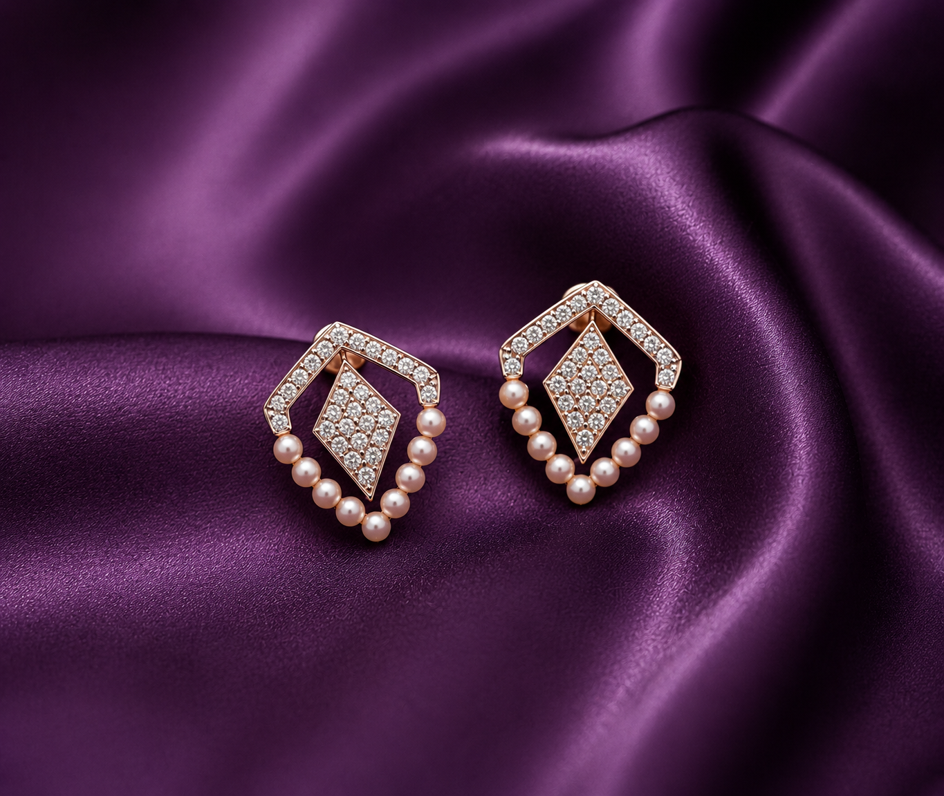 Vintage Style Elegant Diamond Studs