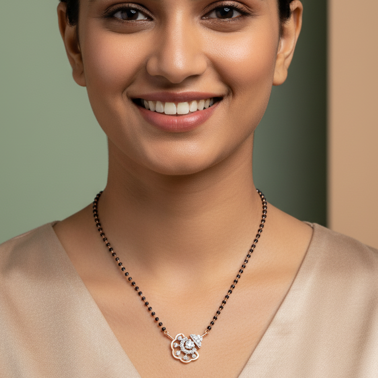 Ethnic Radiance Gold Diamond Tanmaniya - 3