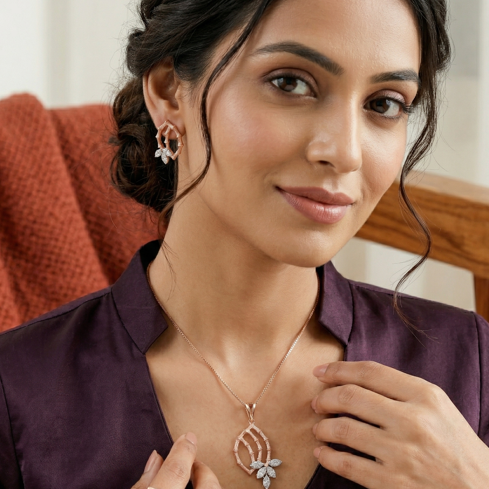 Elegant Beam Diamond Pendant Set
