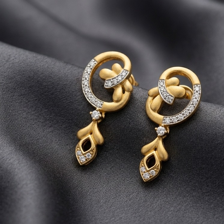 Sophisticated Circle Diamond Stud Earrings - 3