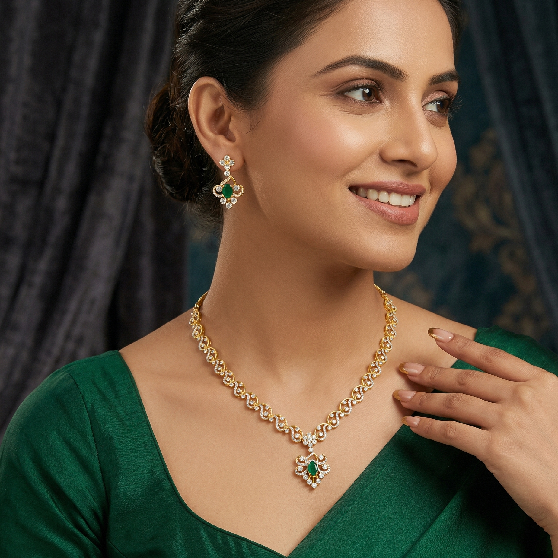 Elegant Diamond Splendor Necklace Set