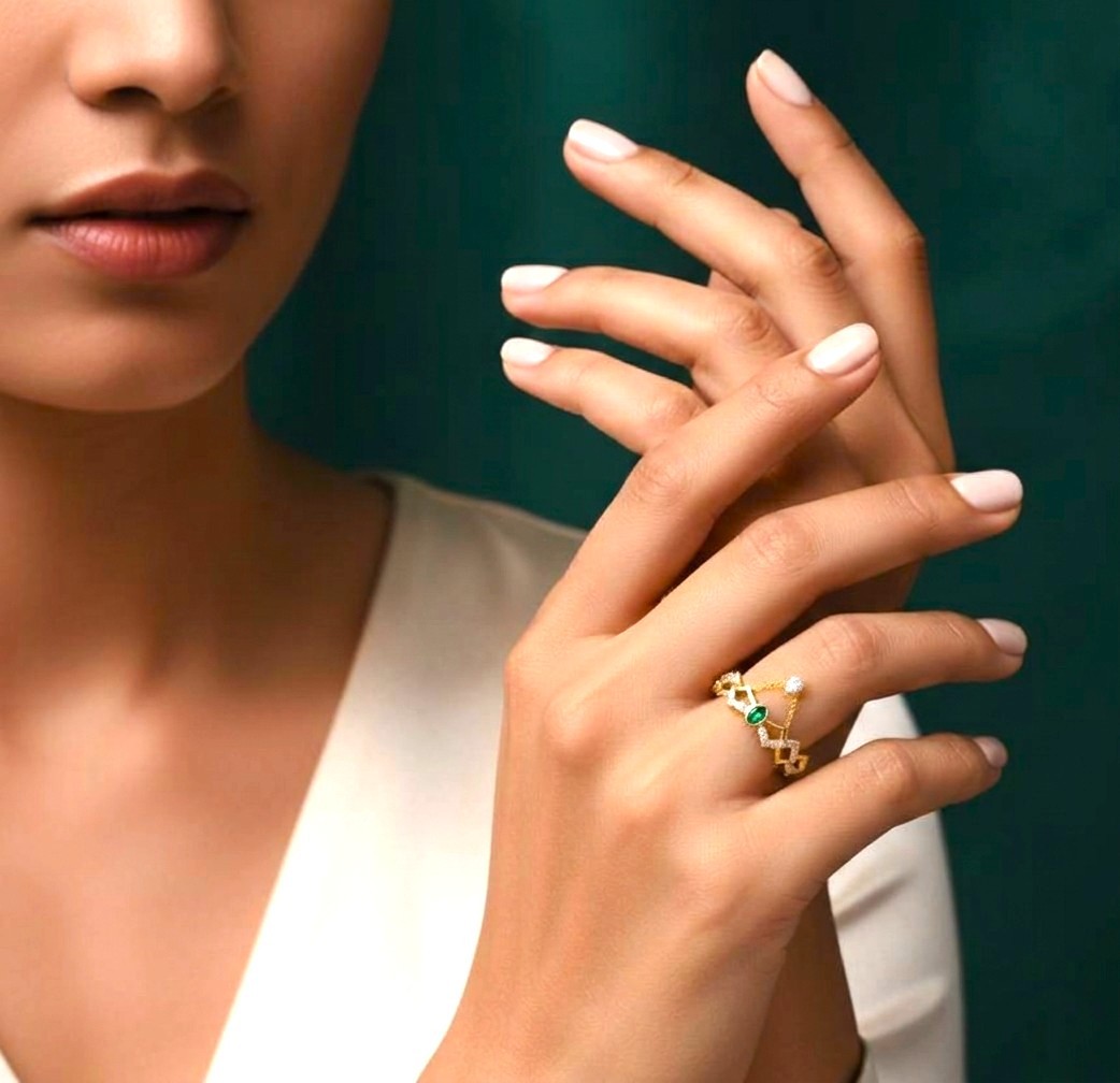 Regal Infinity Ivy Diamond Ring - 3
