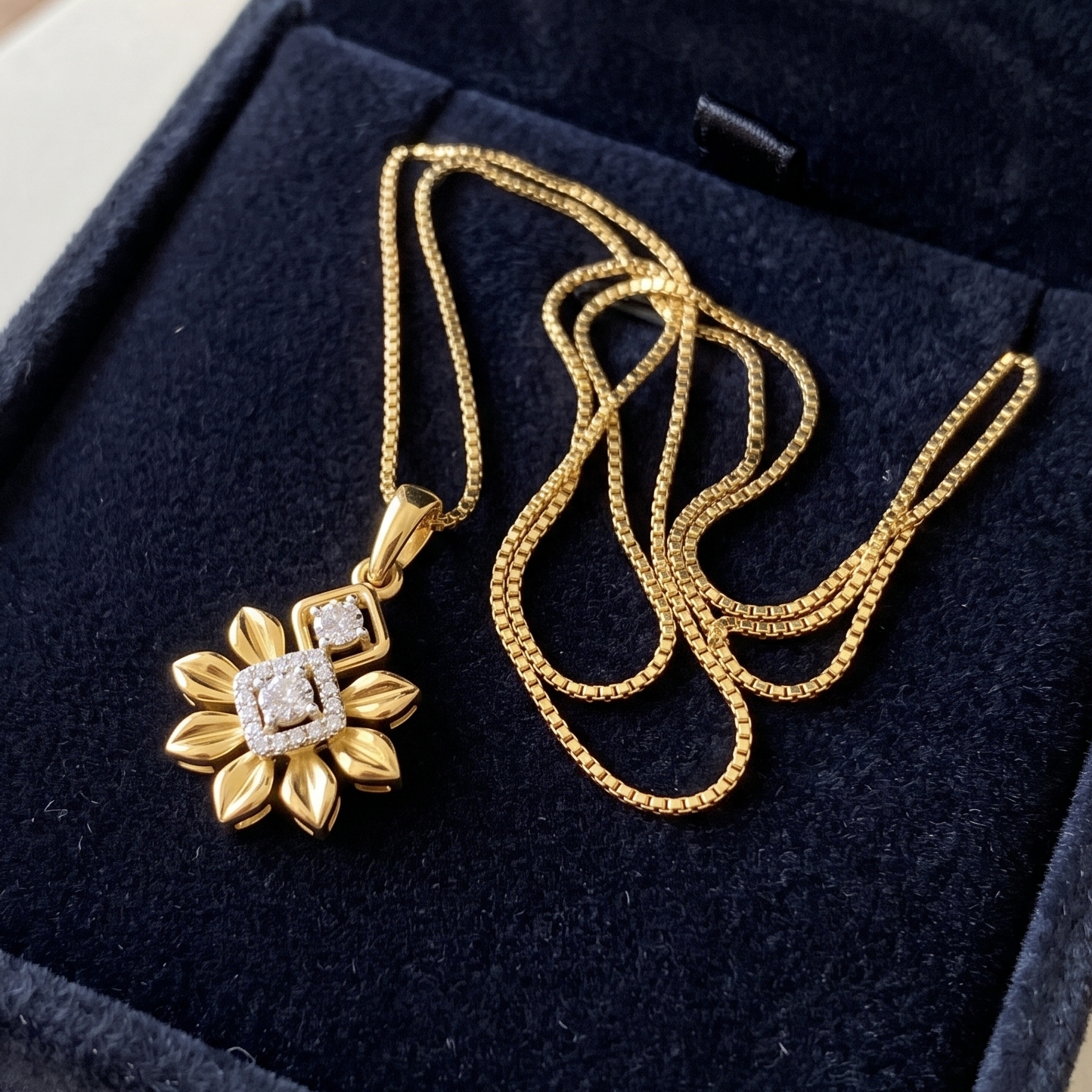 Royal Heart Diamond Pendant