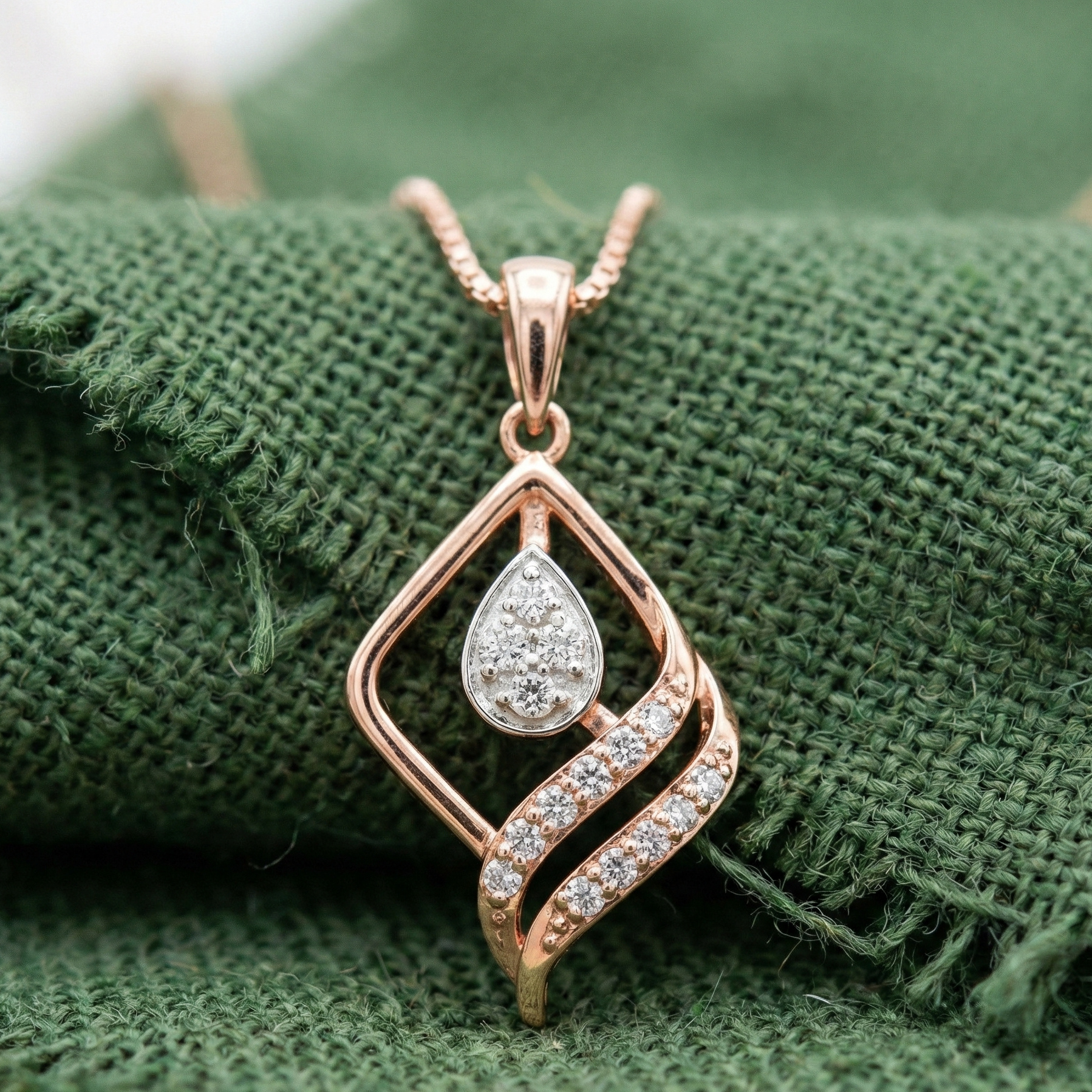 Glimmer Edge Diamond Pendant