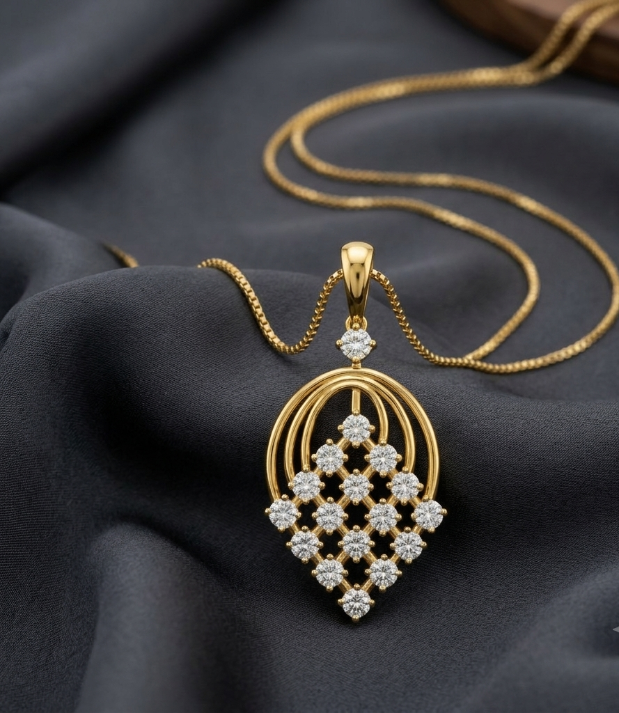 Aurora Laurel Pendant