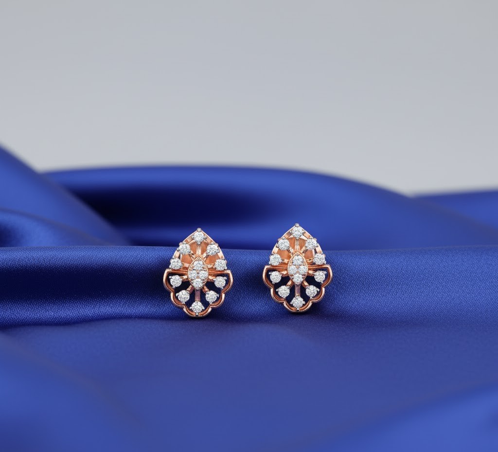 Soft Shine Diamond Stud Earrings