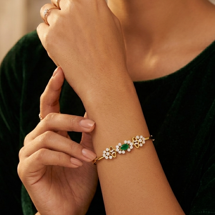 Diamond Elegant Wrist Bracelet - 3