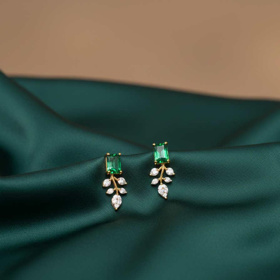 Crown Glow Diamond Stud Earrings - 3