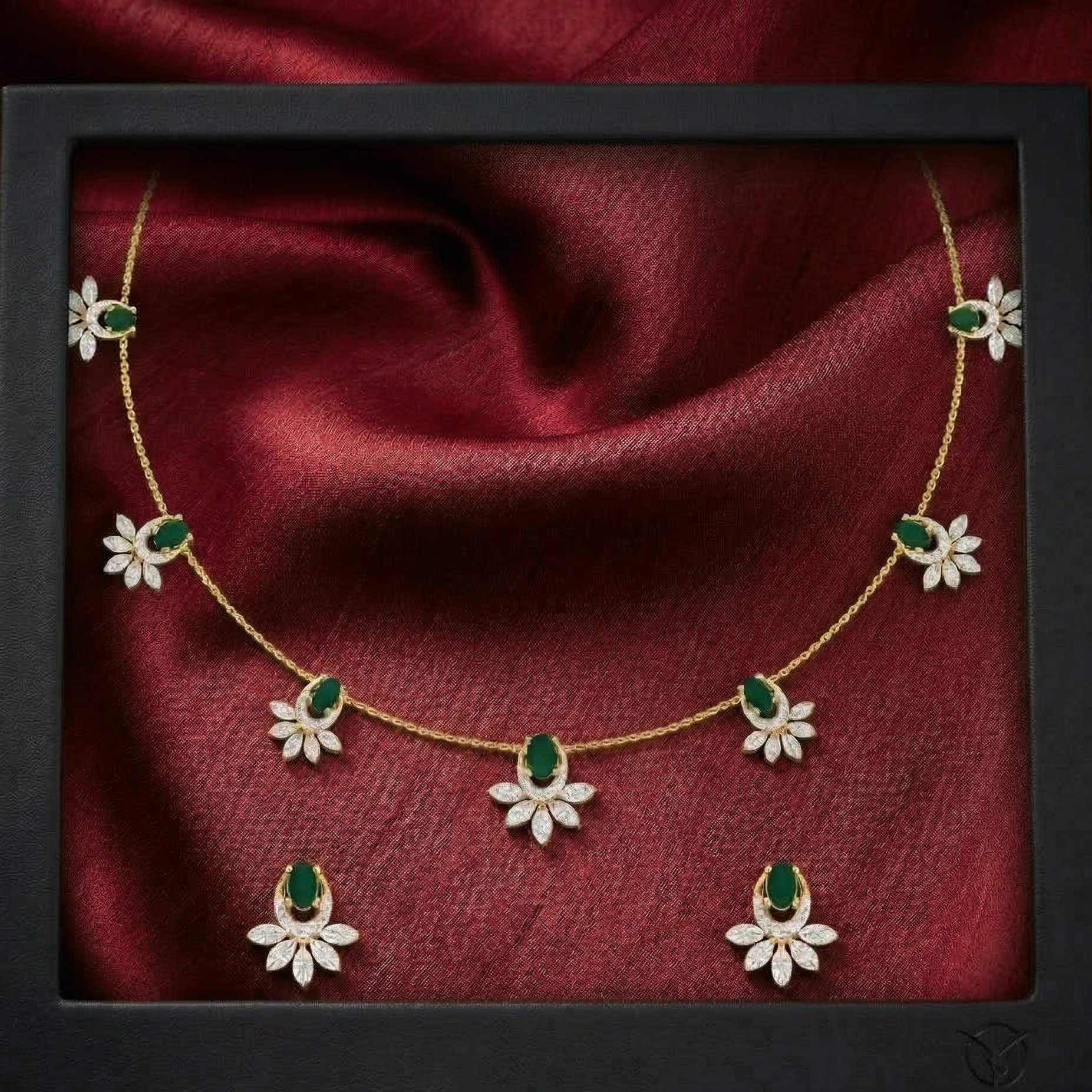 Royal Diamond Spark Necklace Set