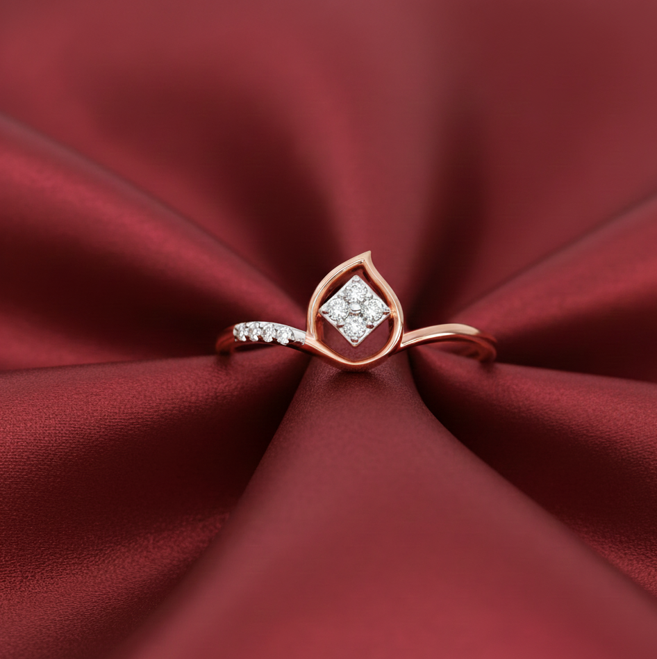 Queenly Aura Bloom Diamond Ring