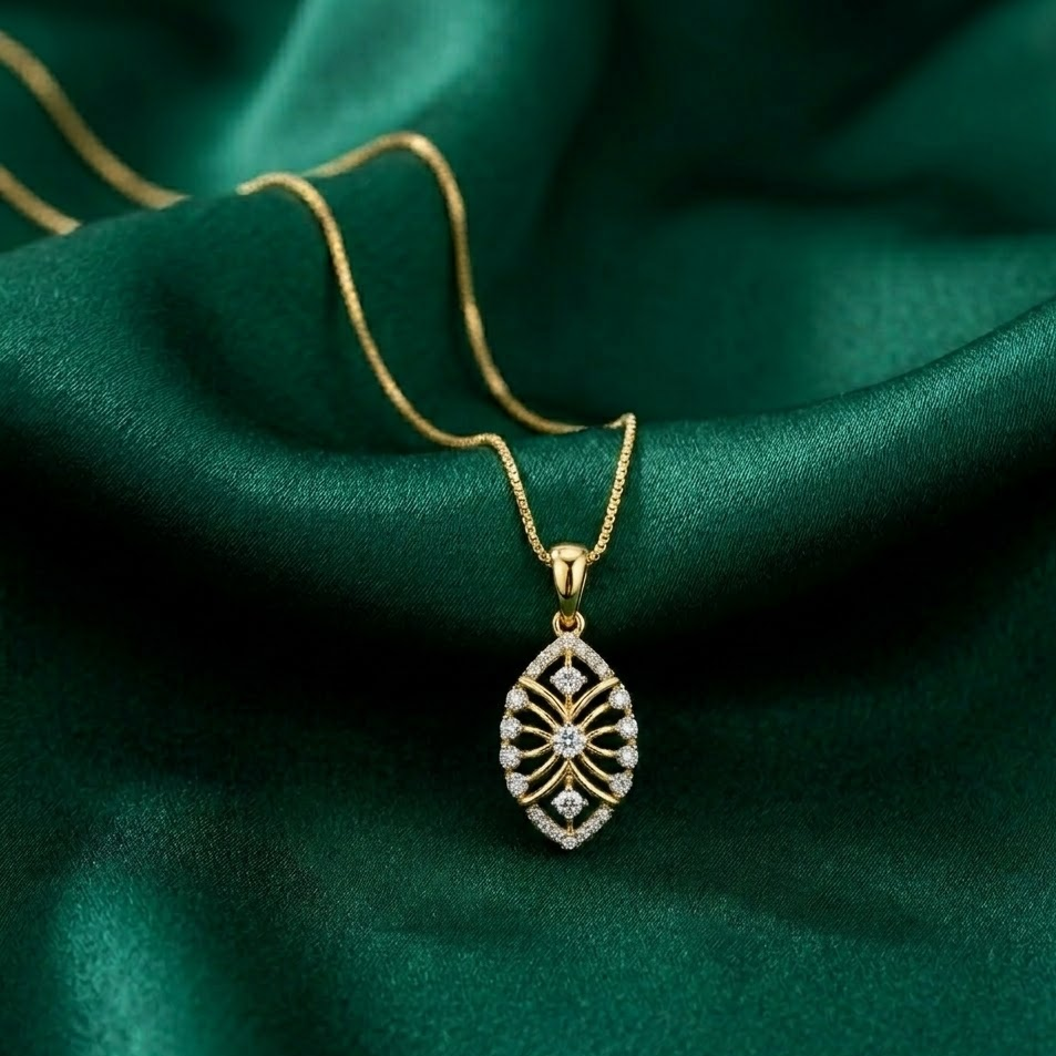 Isolina Diamond Pendant