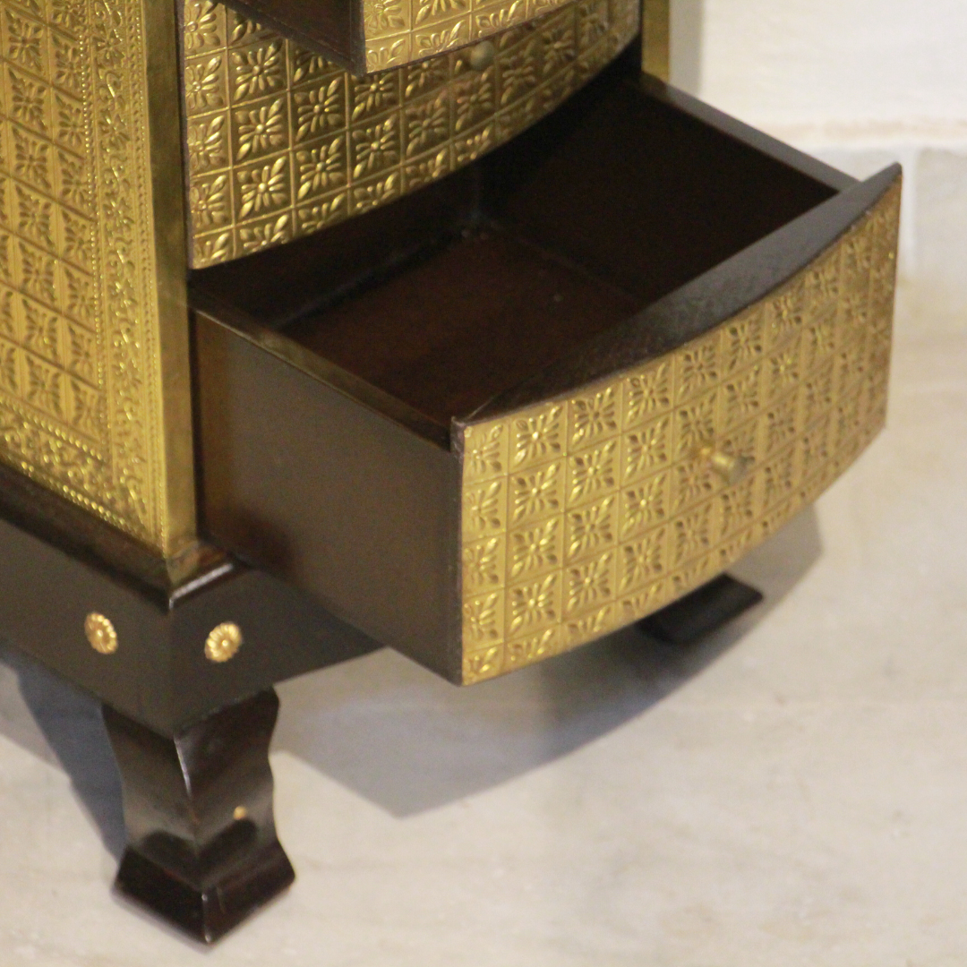 Brass Opm Bajot Almirah 24''