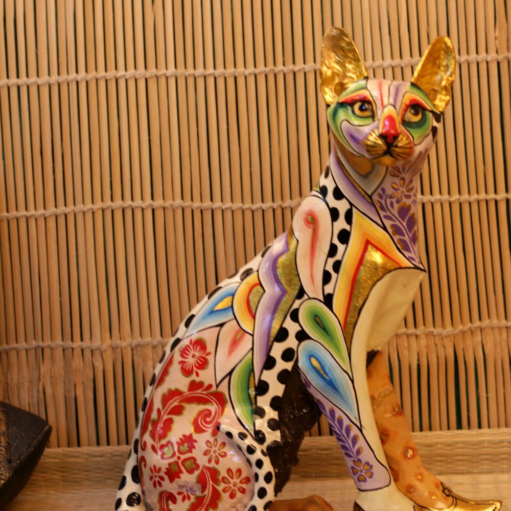 RESIN COLORFULL CAT