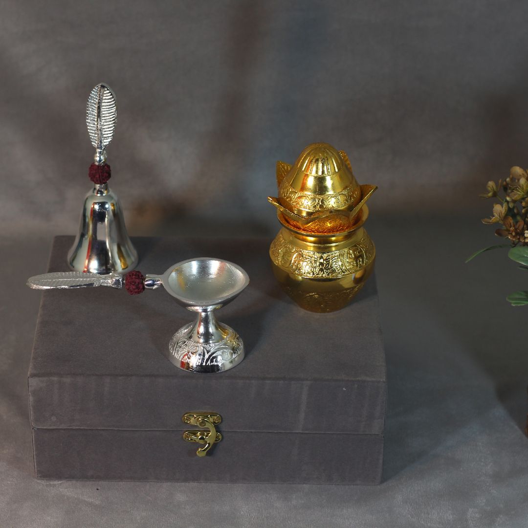 Kalash Diya Ghanti Set - 3