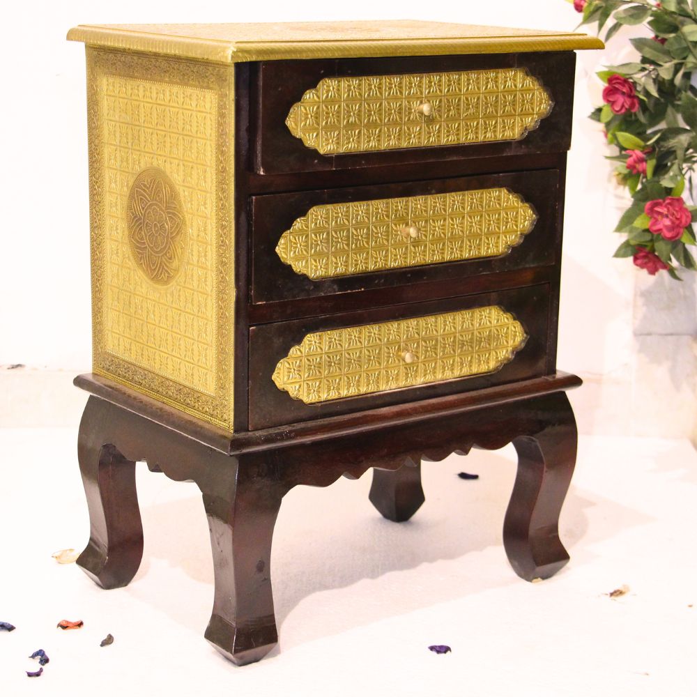 Brass Opm Almari 24''