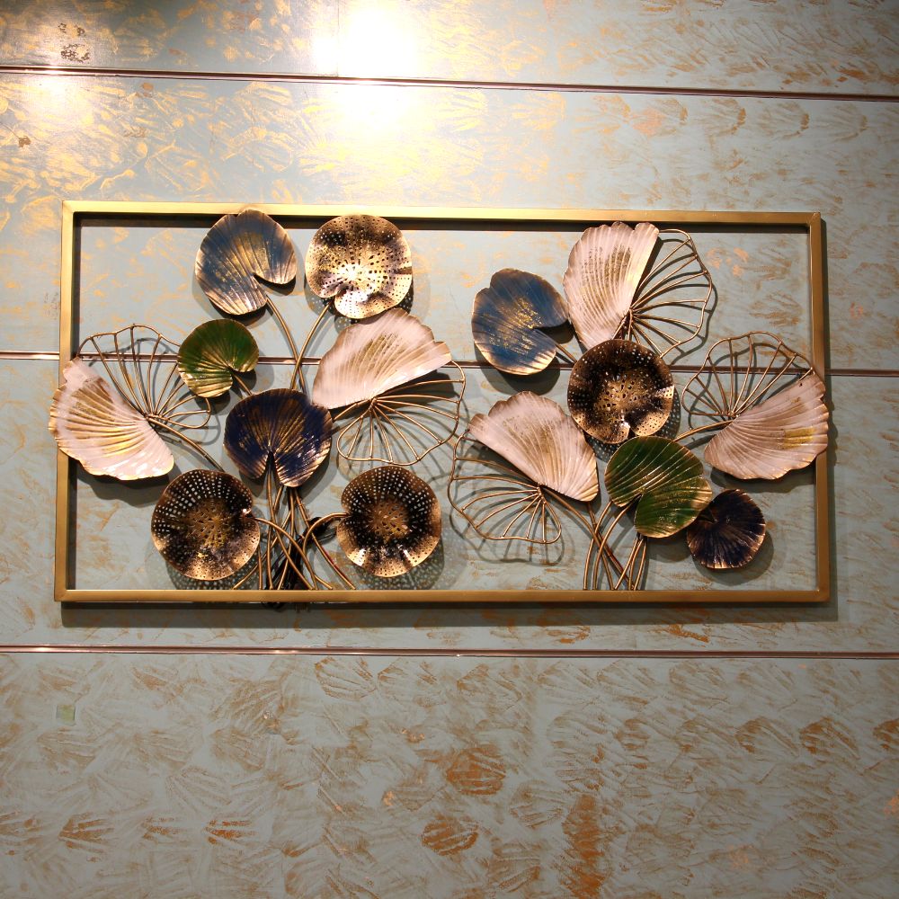 IRON WALL ART WITH LEAF
