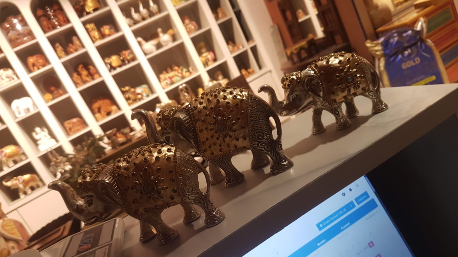 Elephant S/3 Golden Work