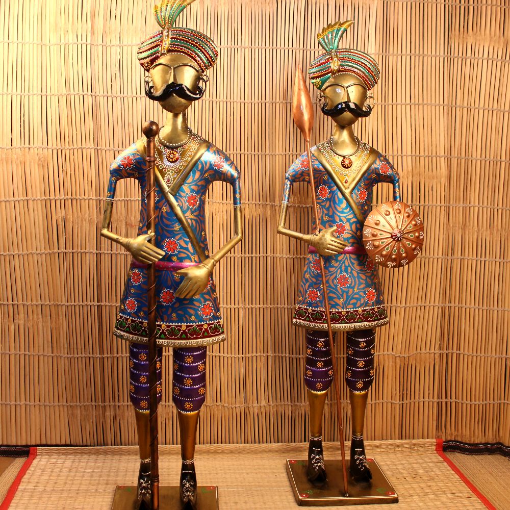 Iron Painted Gaurd Pair Big