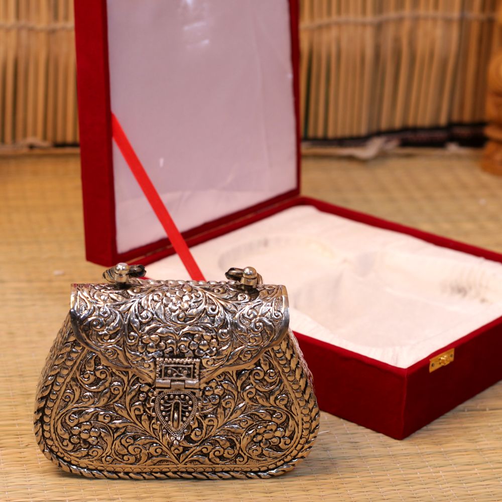 Chitai Purse With Box