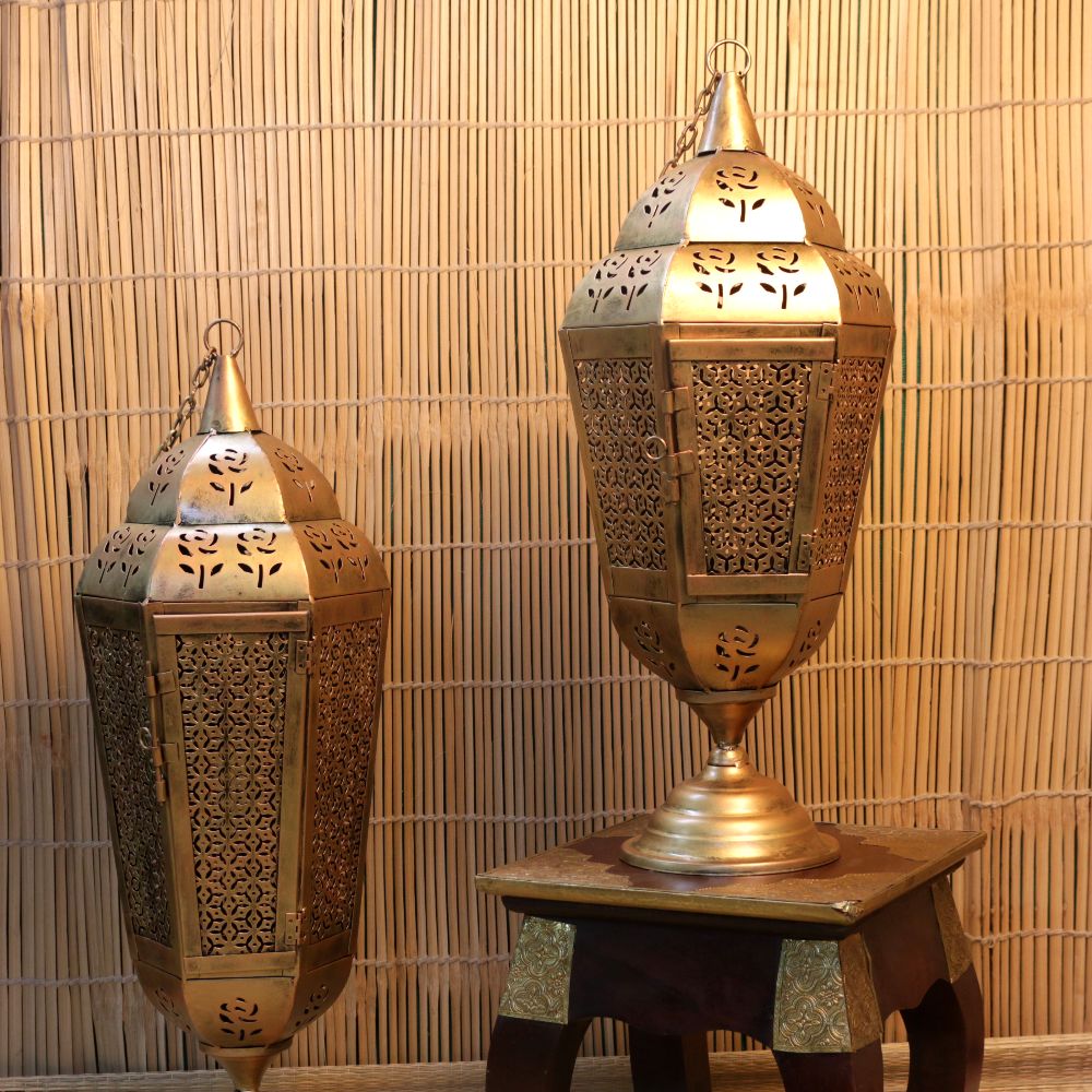 IRON LAMP HANGING