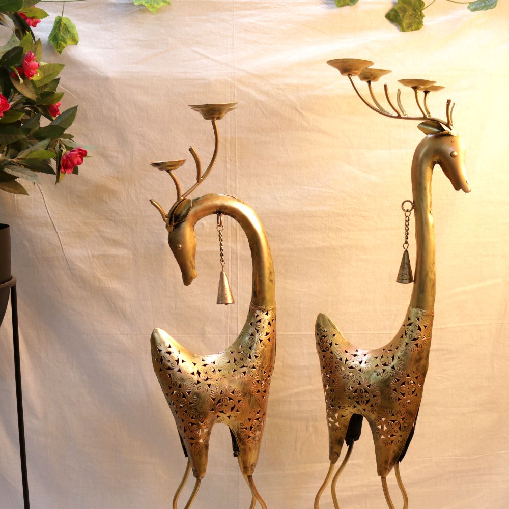 IRON DEER CANDLE WITH BELL