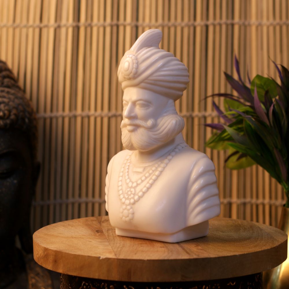 MAHARAJA BUST 8 INCH - 3