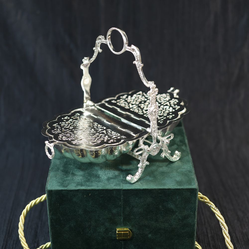 Biscuit Pot W/box - 6