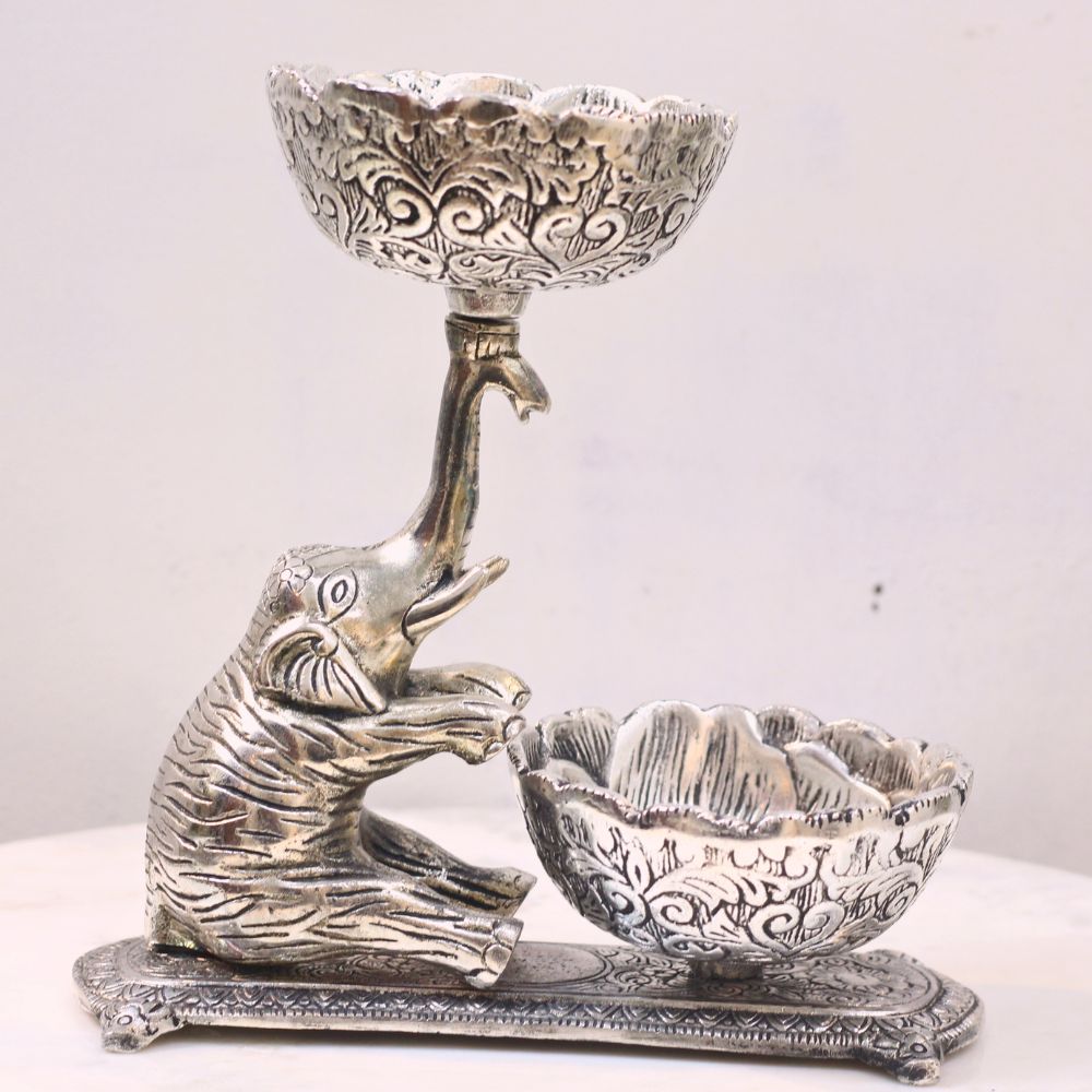Metal Elephant With 2 Bowl - 3