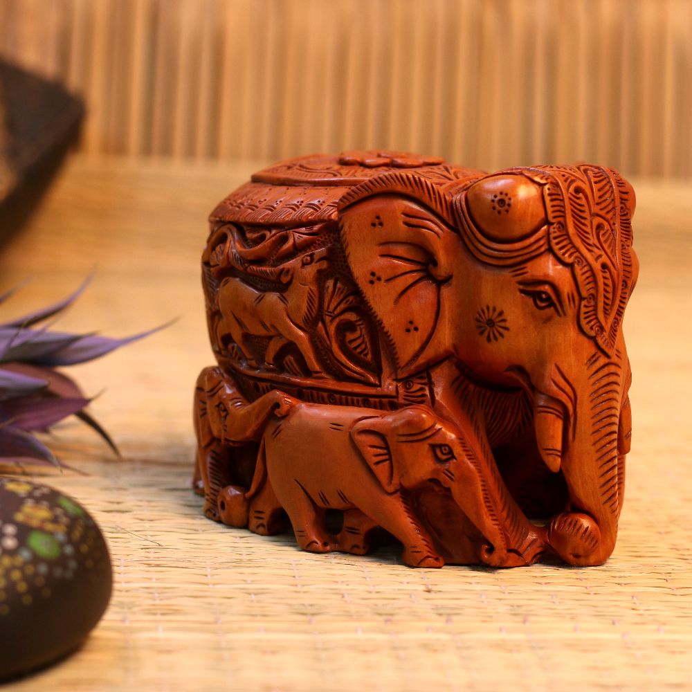 WOODEN CARVING ELEPHANT FAMILY MEDIUM