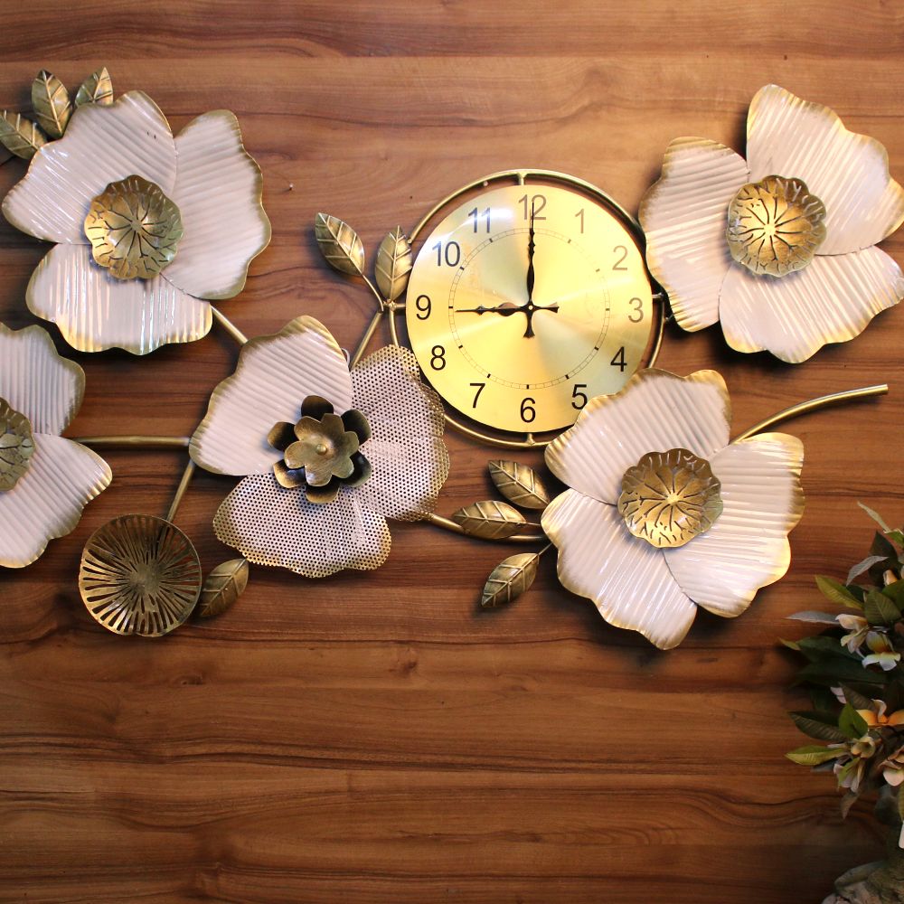 Iron White Flower Wall Clock