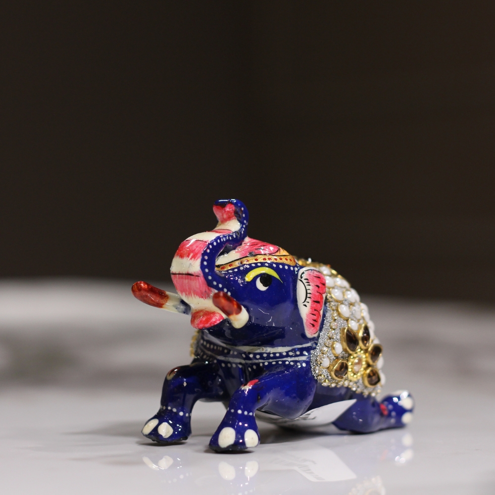 Sitting Elephant Stone 3'' - 5
