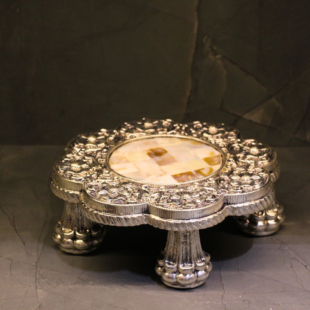 Chowki Clad Silver 8x8