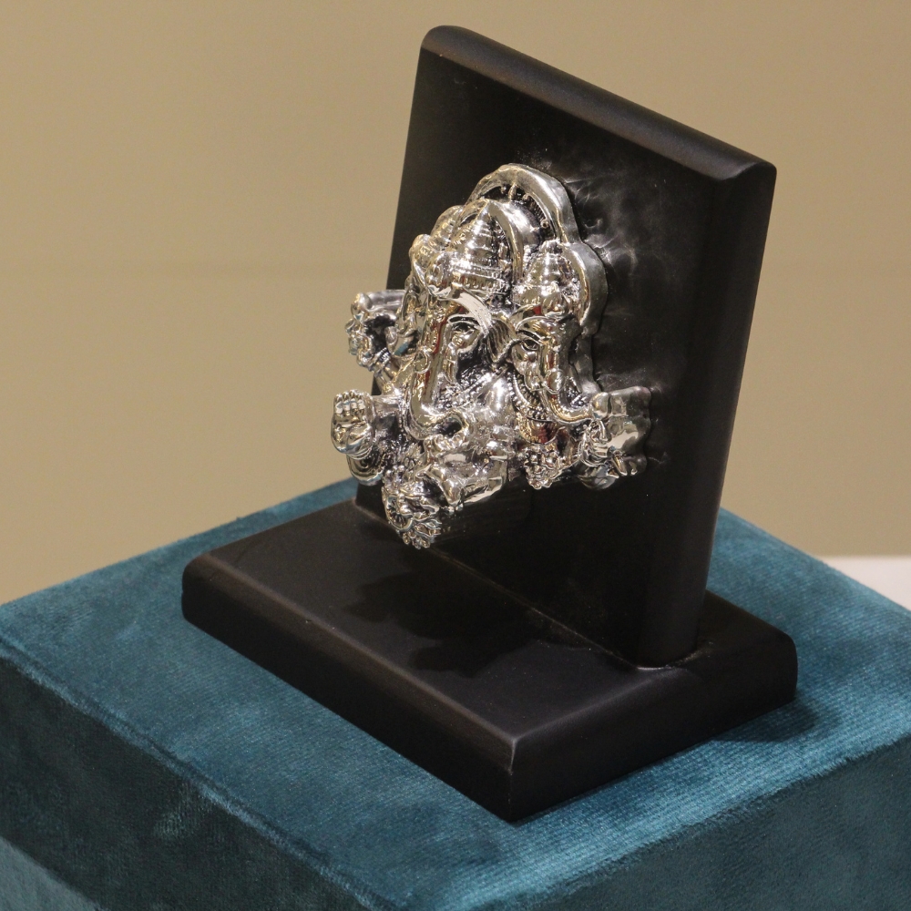 Ganesh JI 4'' Clad Silver W/b - 4