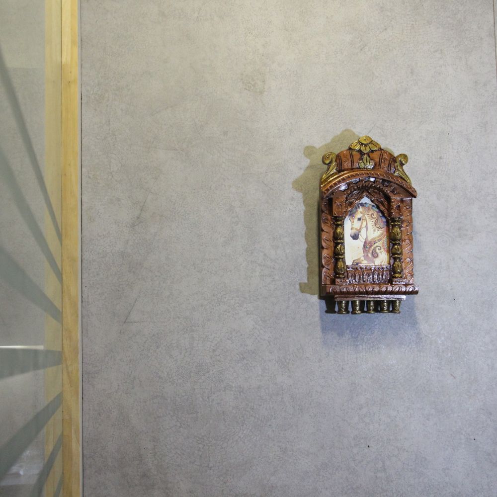 Wooden Jharokha With Painting 10'' - 6