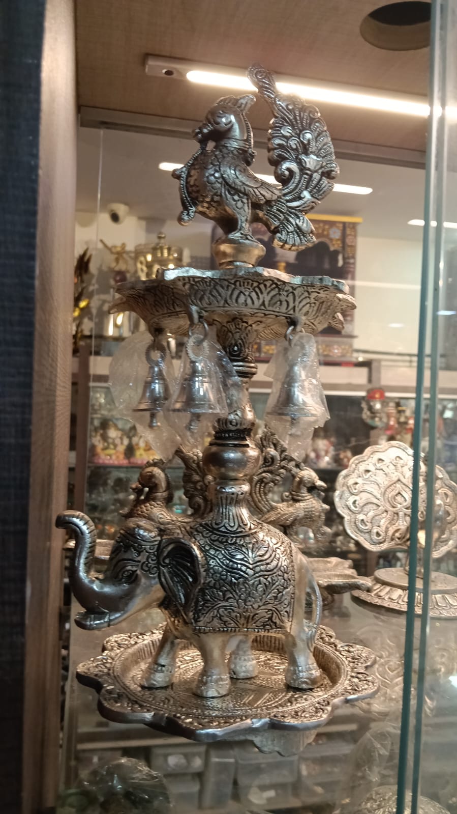 Metal Elephant Samai Med.