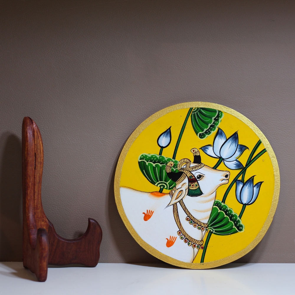 Painted Round Plate Hanging 8x8 - 4