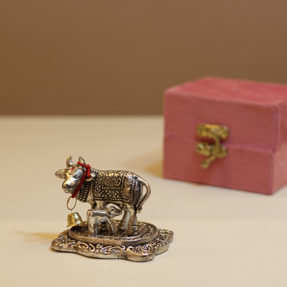 Metal Small Cow W/b - 5
