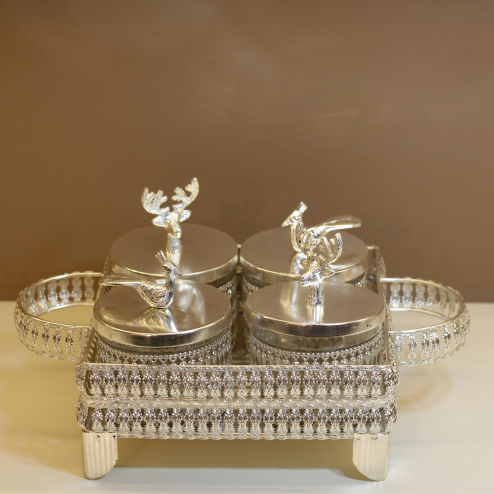 Square Jali Basket With 4 Jar - 4