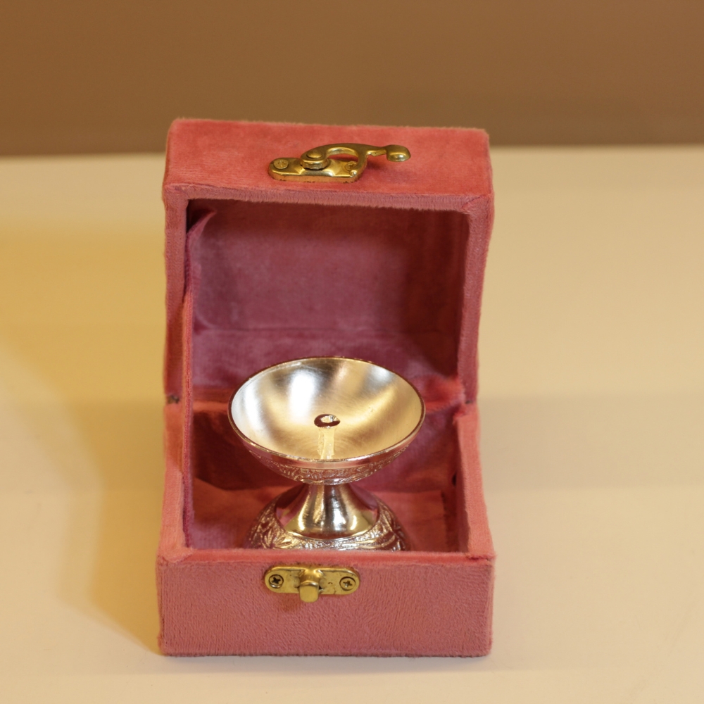 Small Diya W/b - 5