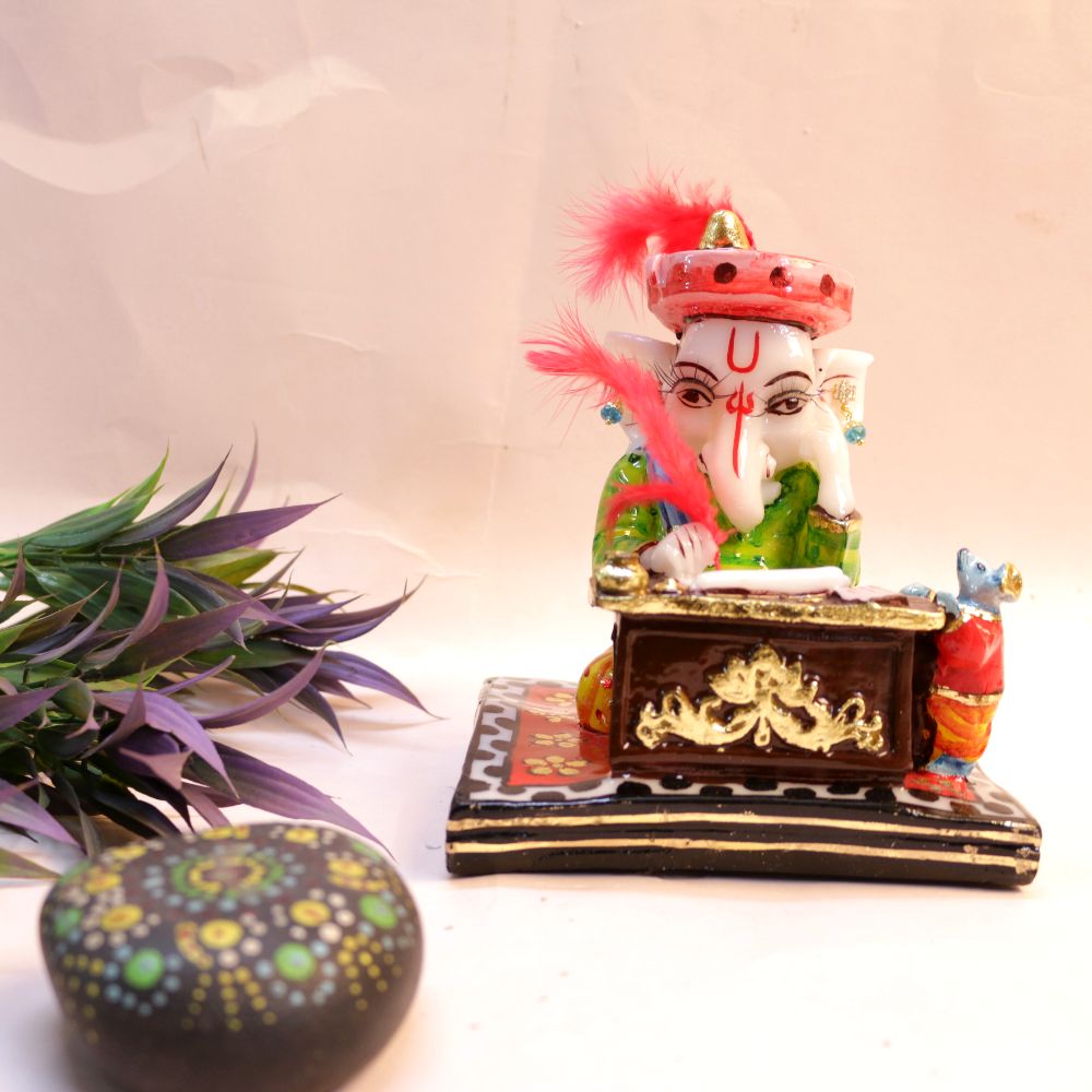 100005 Resin Munim Ganesh Ji