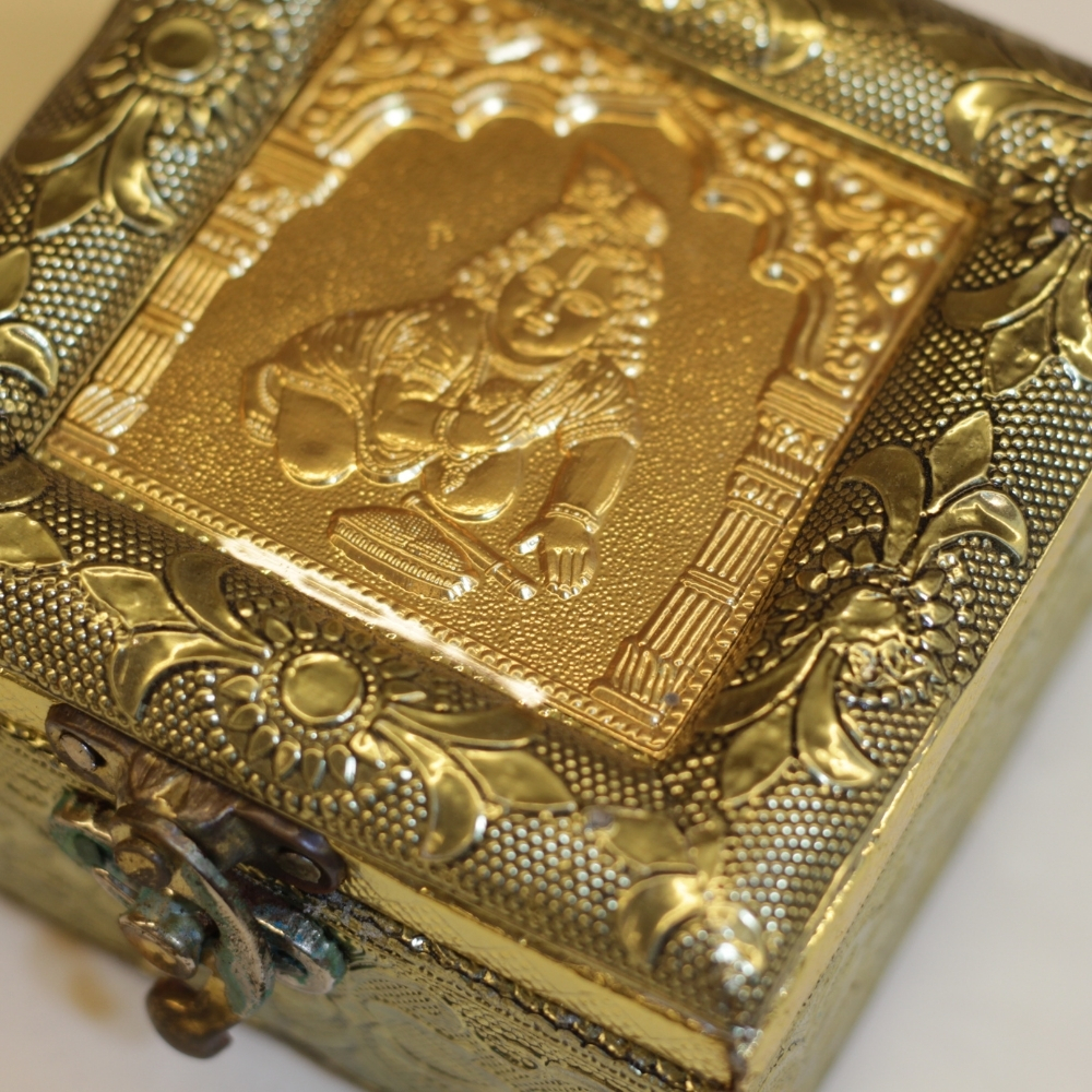 4X4 EMBOSE BOX - 6