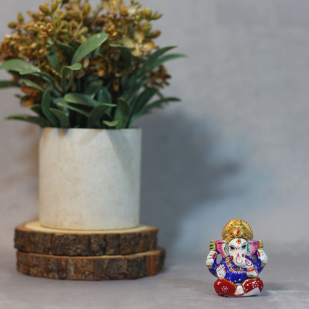 Metal Mukut Ganesh 4 Hath 2'' - 8